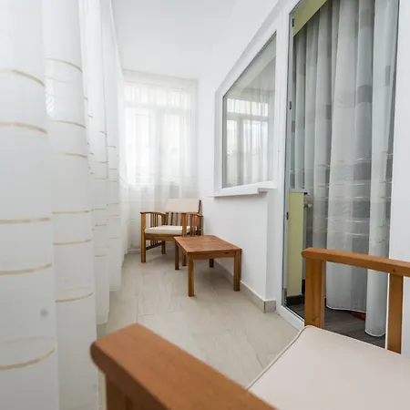 Apartament Carol Davila *